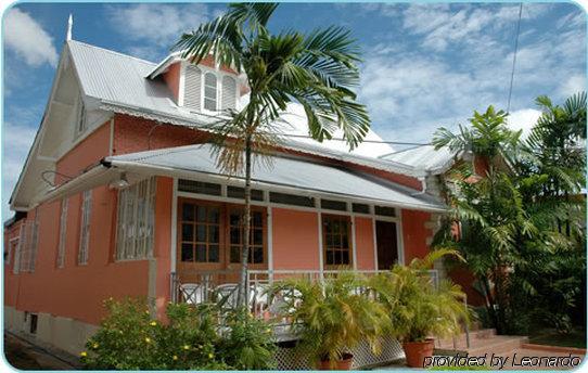 Port of Spain Inn At 87 מראה חיצוני תמונה