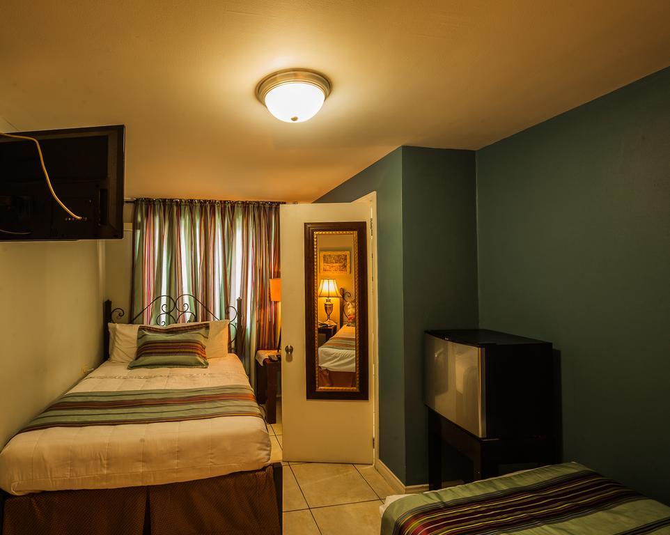Port of Spain Inn At 87 מראה חיצוני תמונה