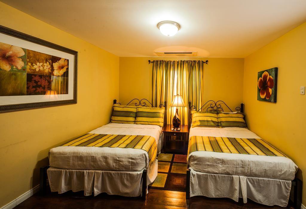 Port of Spain Inn At 87 מראה חיצוני תמונה